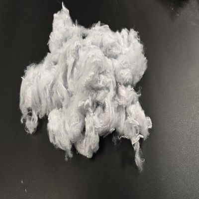 Berkualitas Baik Daur Ulang Serat Staple Polyester Solid 1.4D*38mm