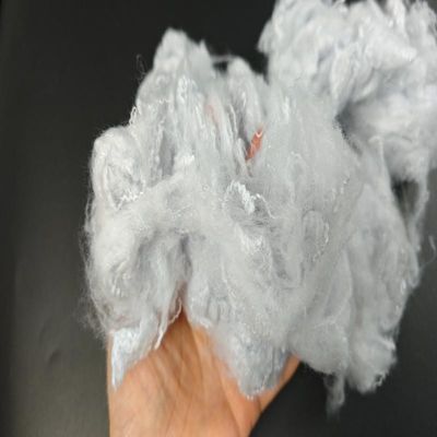 Serat Staple Polyester Padat 1.4D*38mm Daur Ulang Untuk Spinning