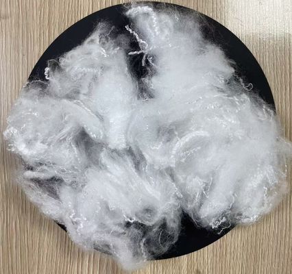 Harga yang bagus Serat Stapel Polypropylene Grade AA Dicelup 2.2D 40mm Putih on line