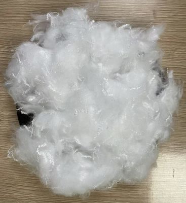 Harga yang bagus Mikrofiber Virgin HCS 0.9D 25mm Down-like Untuk Tempat Tidur Berkelanjutan on line