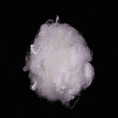 Harga yang bagus Lingkungan Ramah Polyester Serat Staple 51mm Daur Ulang PET Polyester Serat Isi on line