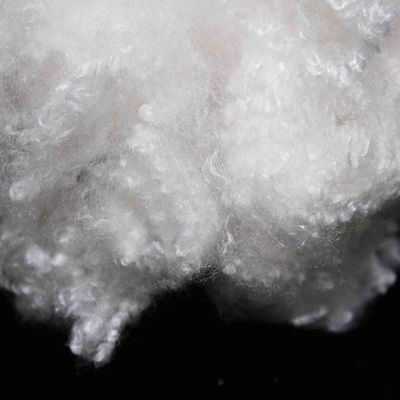 Harga yang bagus 3D White Microfiber Hollow Polyester Fiber Filling Material untuk Mainan Isi on line