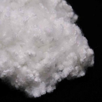 Harga yang bagus Serat Polyester Staple PET Regenerasi Serat Polyester Konjugasi Silikonisasi 32mm on line