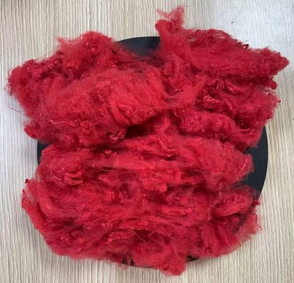 Harga yang bagus Serat Staple Polyester Daur Ulang 1.56D 38mm Merah Cerah on line