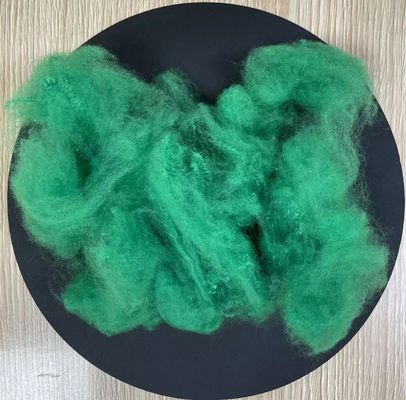 Harga yang bagus Serat Staple Polyester Daur Ulang 8D 65mm Deep Emerald Green on line
