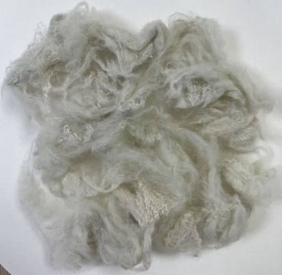 Harga yang bagus Serat Stapel Poliester Daur Ulang 2.5D 51mm Bersertifikasi OEKO-TEX on line