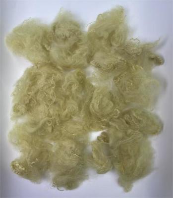 Harga yang bagus Recycled Polyester Staple Fiber with 38-64mm Fiber Cut Length 0.4% Moisture Regain in Light Camel Color on line