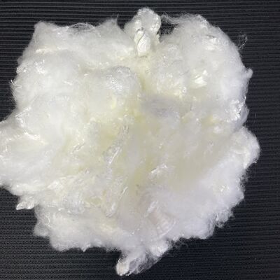 Harga yang bagus Serat Akrilik Cahaya Tinggi 1.2D*38MM,Bahan baku tekstil anti-statis untuk pemintalan pakaian & kain nonwoven on line