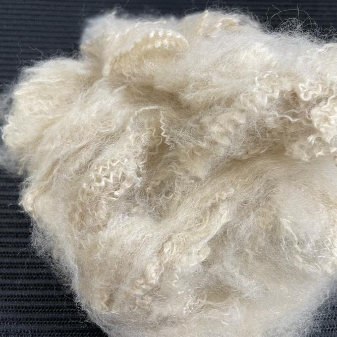 Close-up view of 4D×51mm fiber strands